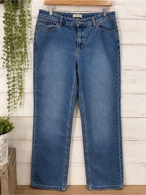 Women’s Classic Blue Denim Jeans - Straight Fit
